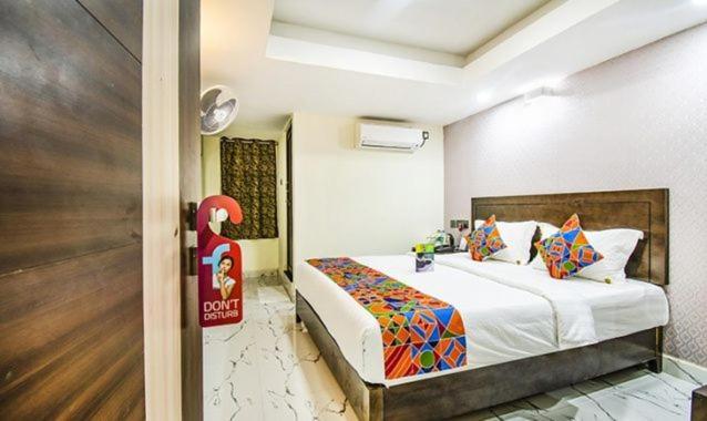 Princepark Bed & Breakfast Vellore Bagian luar foto