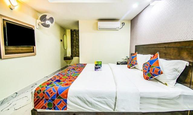 Princepark Bed & Breakfast Vellore Bagian luar foto