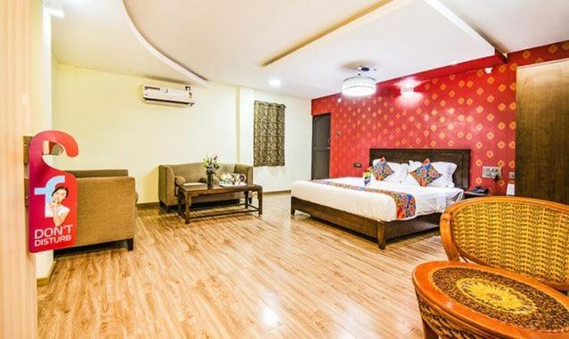Princepark Bed & Breakfast Vellore Bagian luar foto