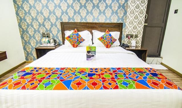 Princepark Bed & Breakfast Vellore Bagian luar foto